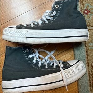 Dark green platform converse